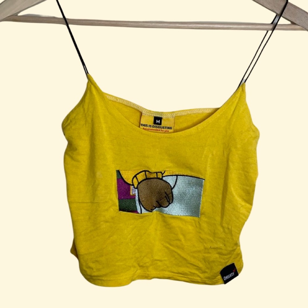 Arthur meme tank - excellent condition - medium